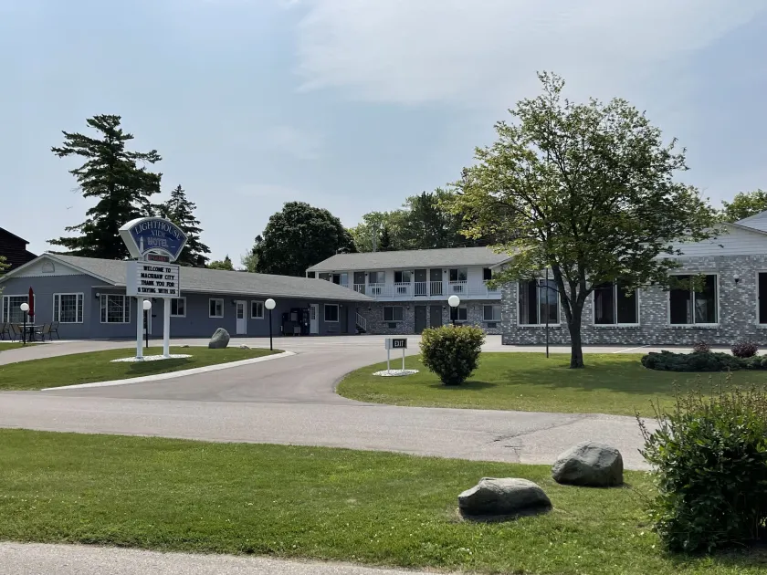 Lighthouse View Motel - Image 1