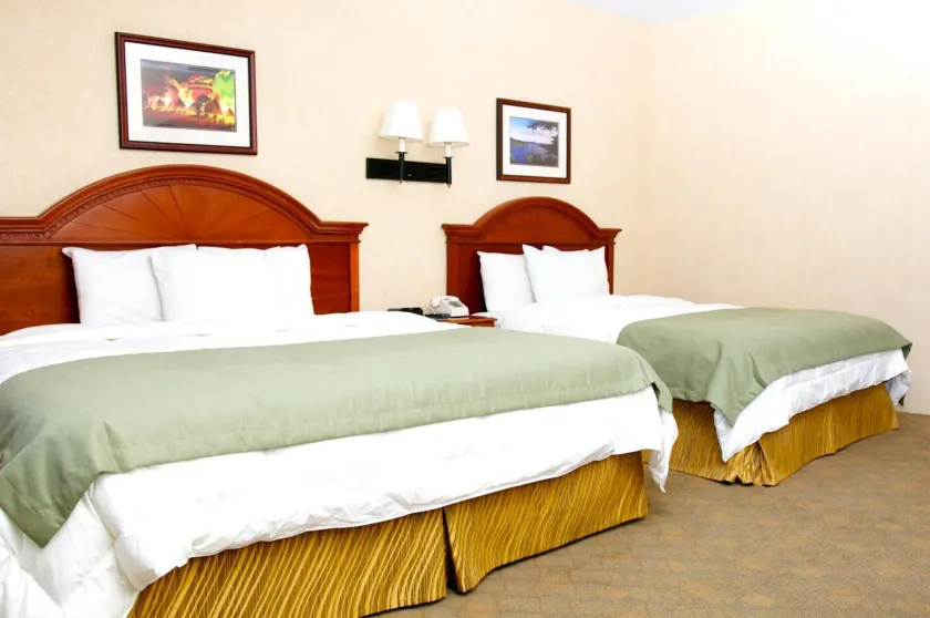 Lyn Aire Motel - Lake George - Image 1