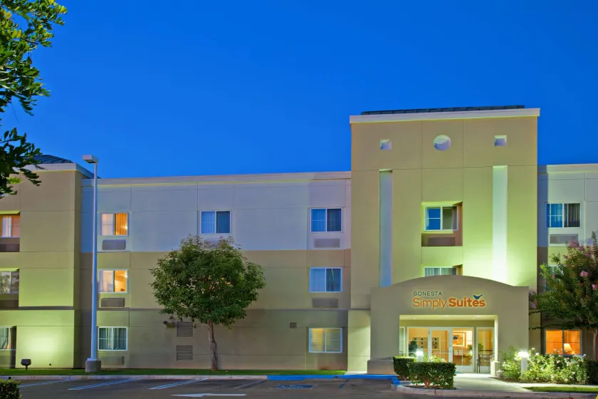 Sonesta Simply Suites Irvine Spectrum - Image 1