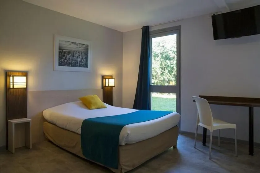 The Originals City, Hotel Novella Confort, Nantes Est - Image 1