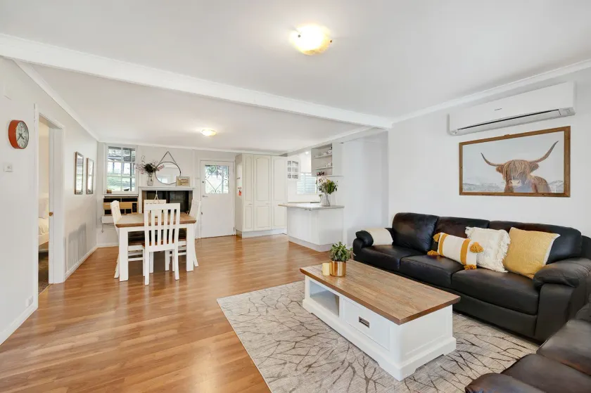 Frog Hill House - Your Innkeeper Mudgee - Image 1