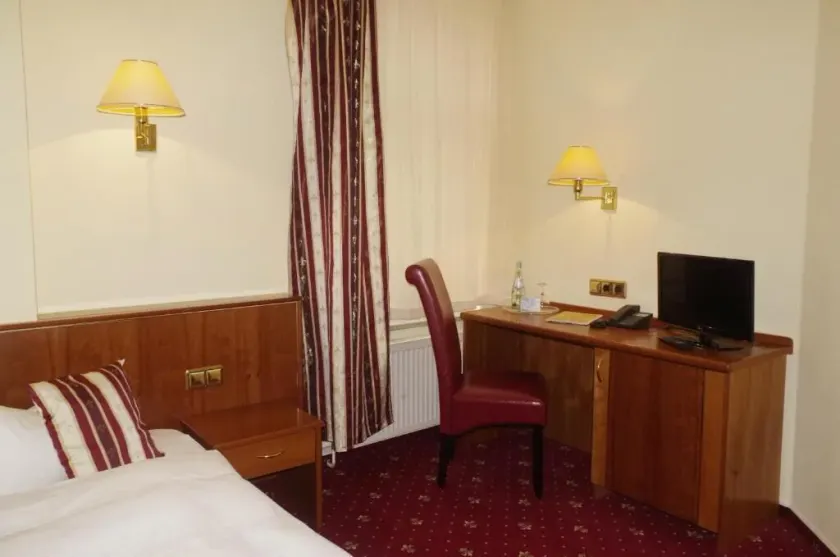 Hotel Merseburger Hof - Image 1