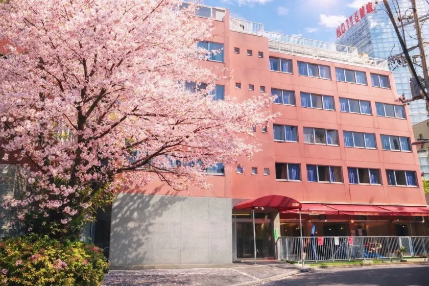 Sakura Hostel Asakusa - Image 1