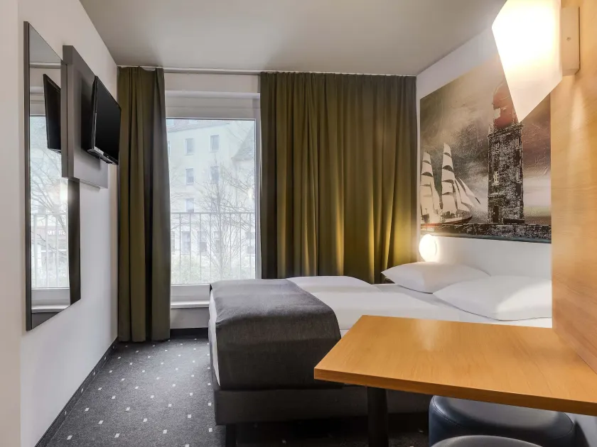 B&B Hotel Bremerhaven - Image 1