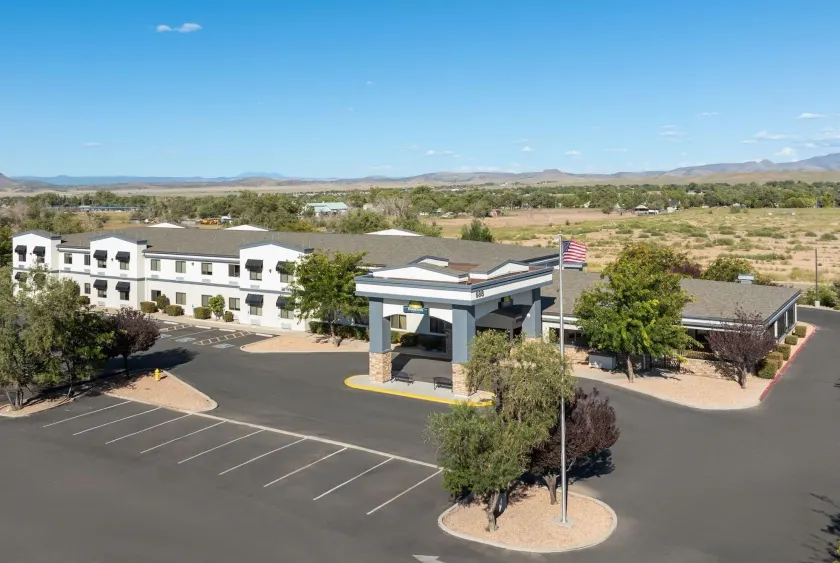 Days Inn by Wyndham Chino Valley - Image 1