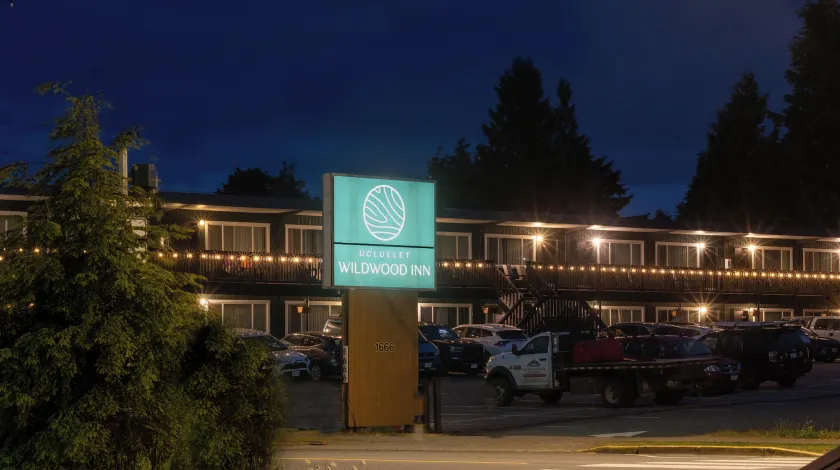Ucluelet Wildwood Inn - Image 1