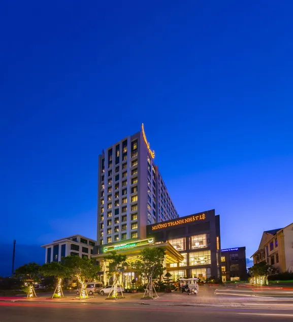 Muong Thanh Luxury Nhat Le Hotel - Image 1