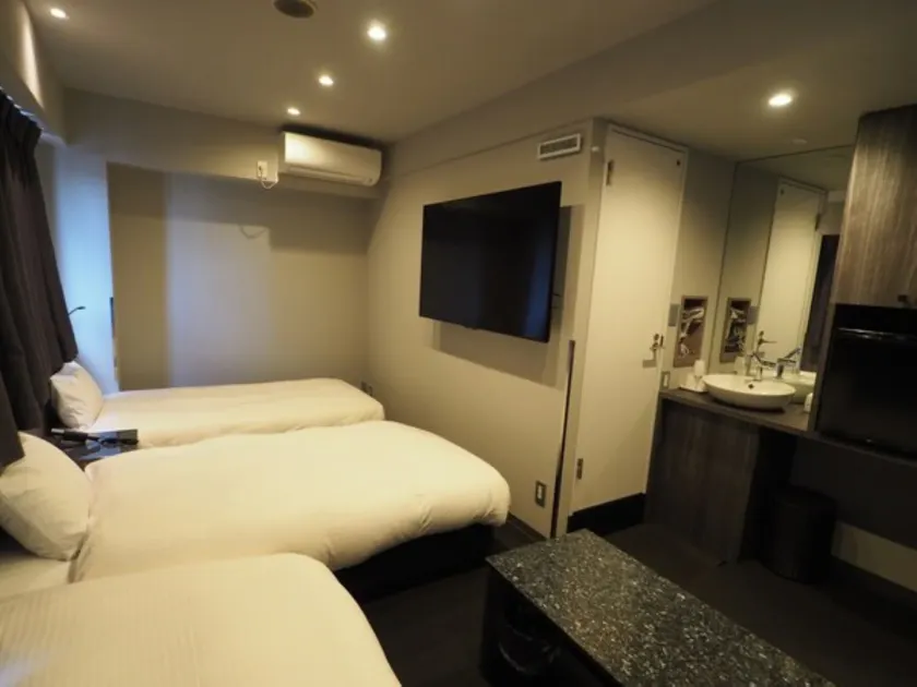 Haneda Inn - Image 1