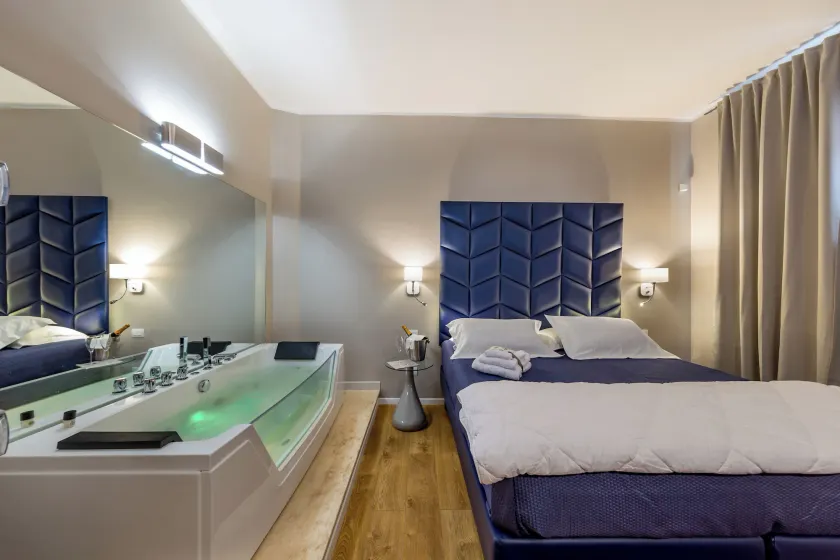 Album Boutique Rooms - Image 1
