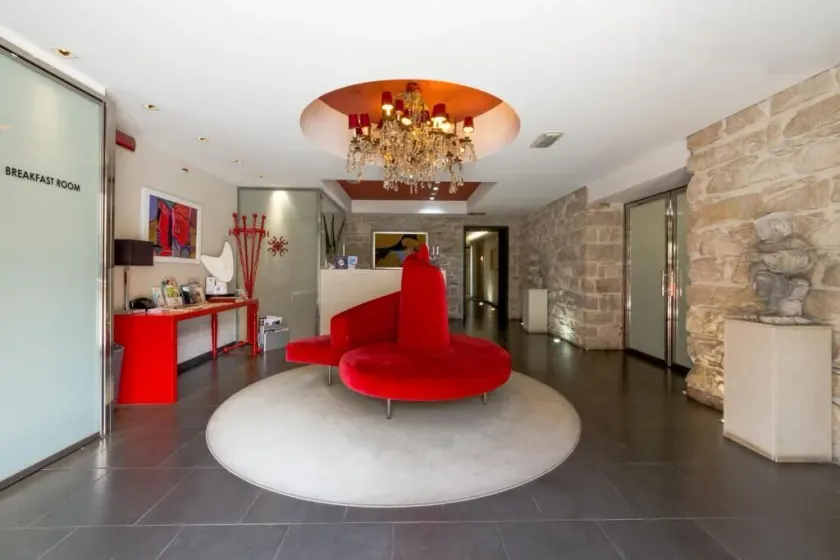 Hotel El Homs Palace - Image 1