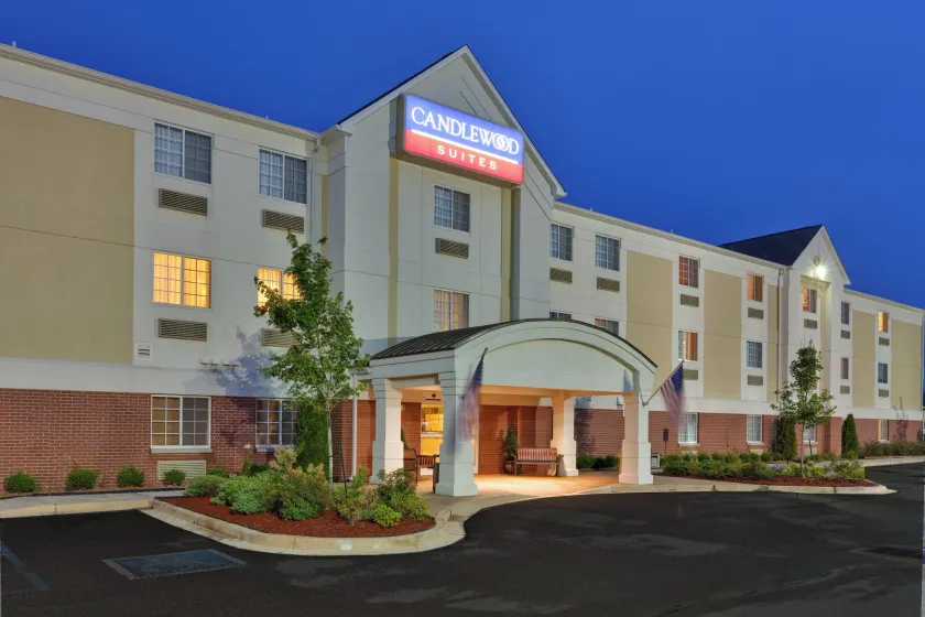 Candlewood Suites Olive Branch by IHG - Image 1