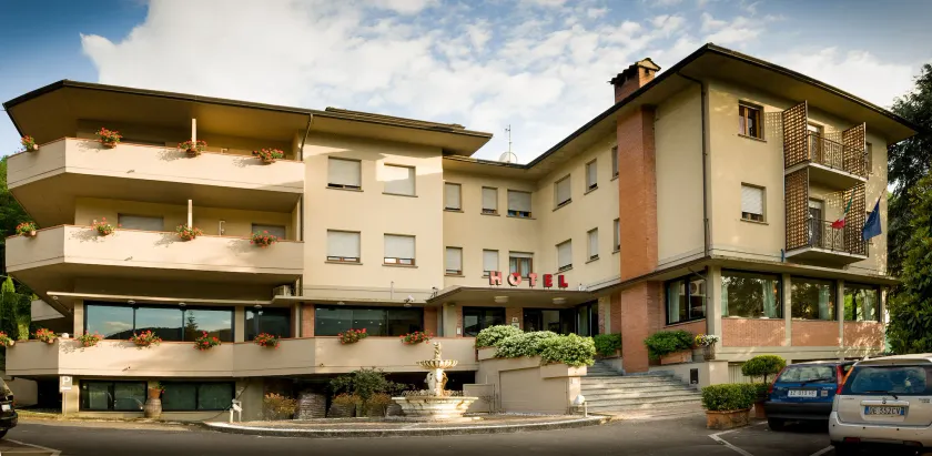 EcoHotel Ristorante Milano - Image 1