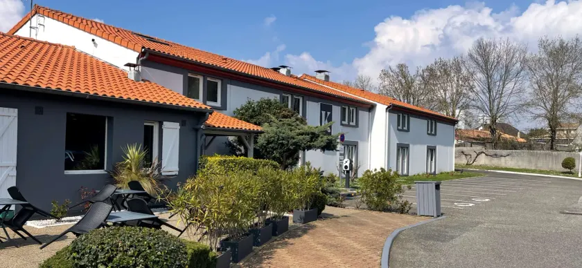 Hôtel Kyriad Bordeaux - Lormont - Image 1