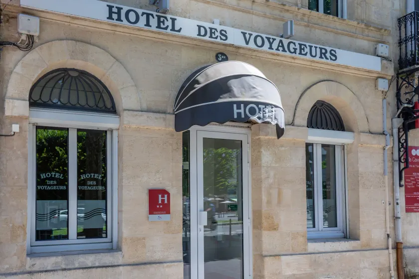 Logis Hôtel - Hôtel des Voyageurs - Image 1