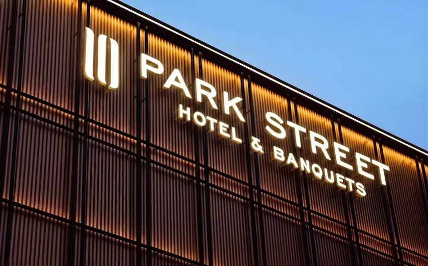 10 Park Street Hotel & Banquets - Image 1