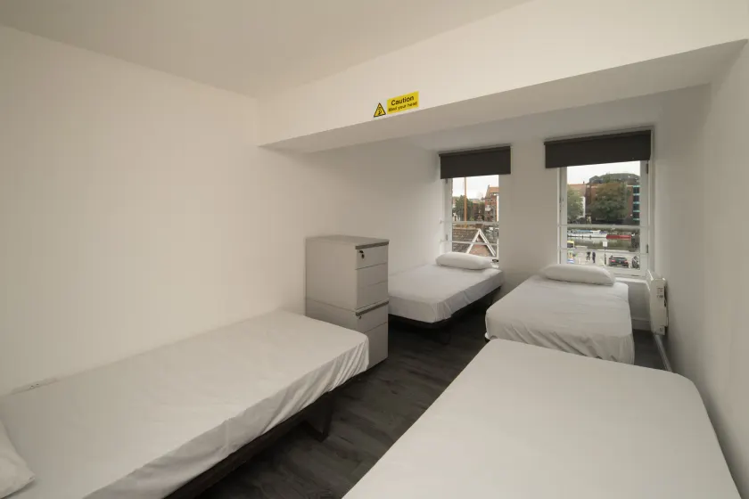 Harbourside Hostel Bristol - Image 1