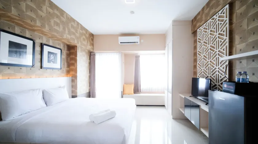 Modern and Cozy Stay Studio Apartment at Tanglin Supermall Mansion By Travelio - Zimmer