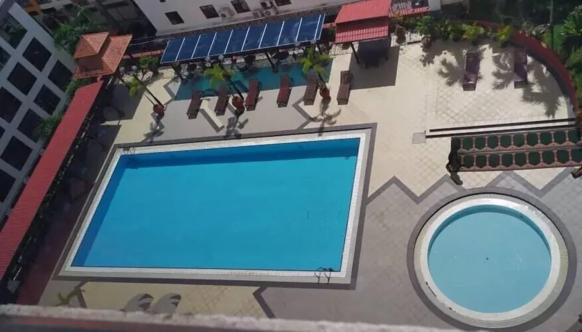 Grand Barakah Hotel - Image 1