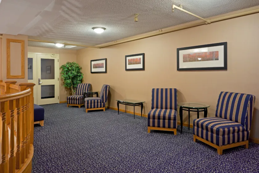 Holiday Inn Express Toronto East - Scarborough By IHG - Lobby