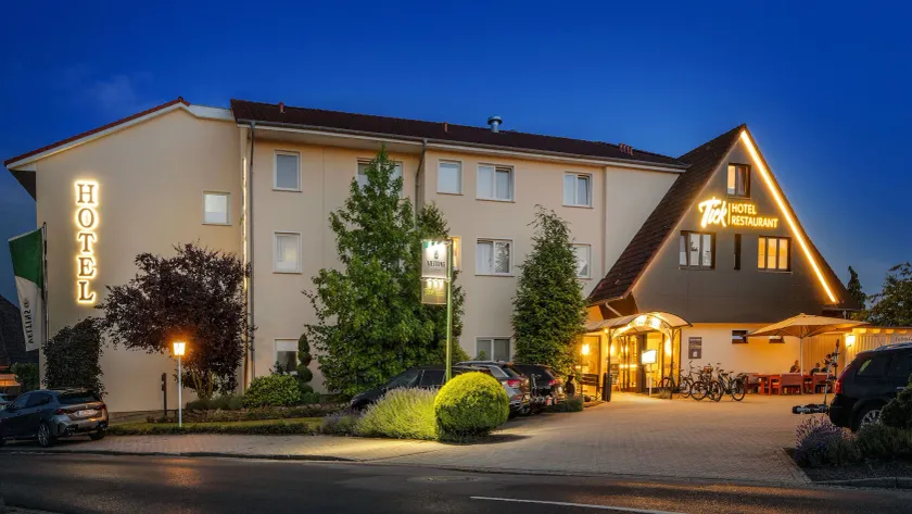 Hotel Tiek Superior - Image 1