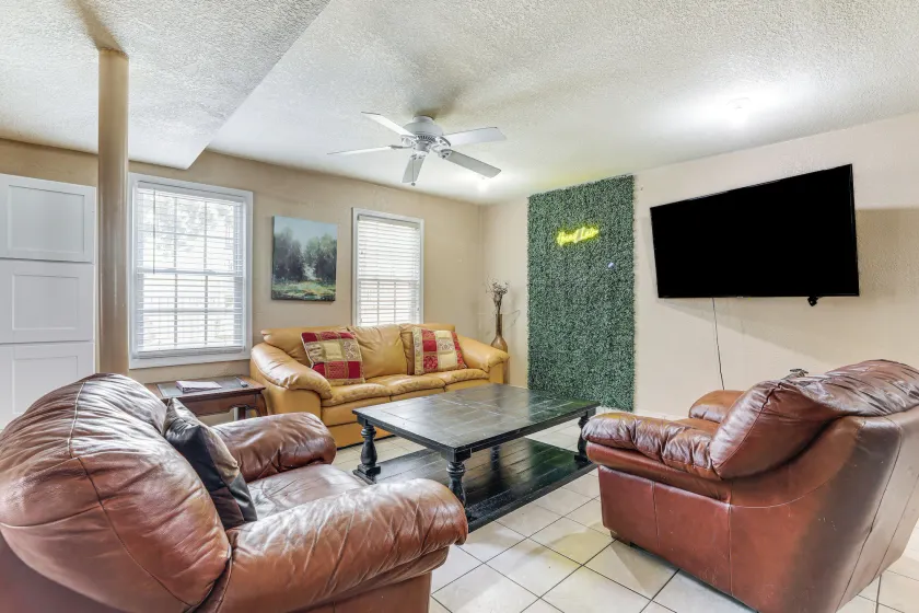 Pet-friendly Lilburn Duplex w/ Patio & Grills! - Image 1