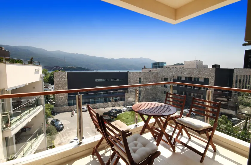 Sarap apartments Budva - Image 1