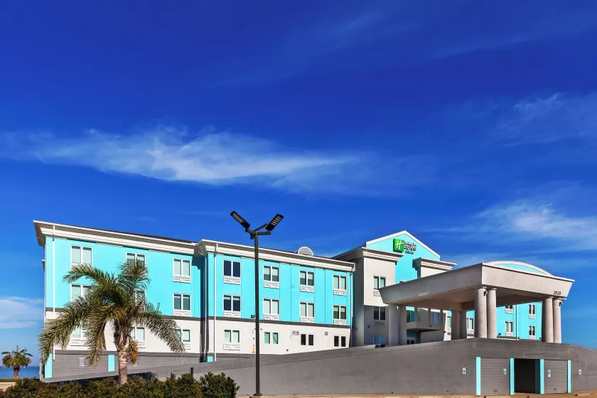 Holiday Inn Express Port Lavaca by IHG - Image 1