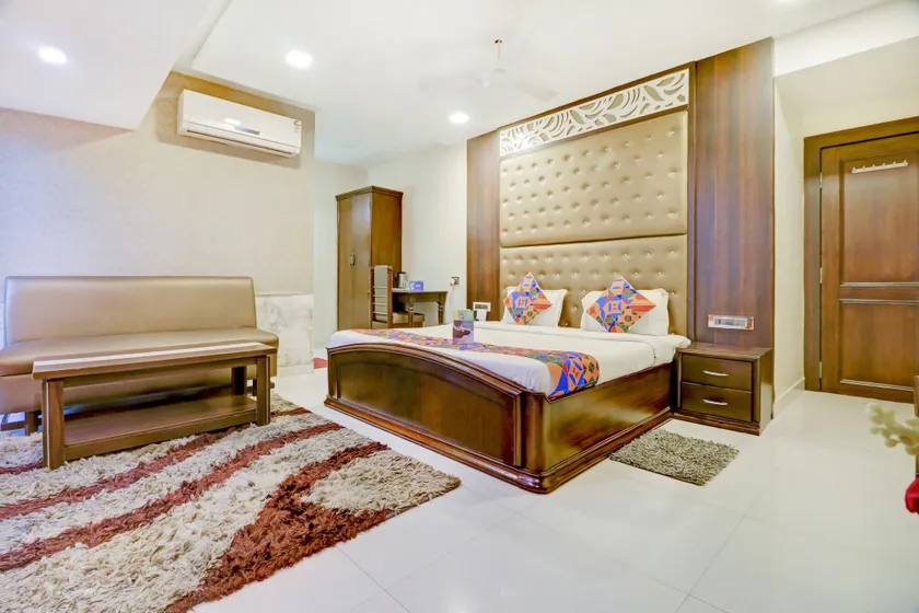 New Hotel Anandam - Image 1