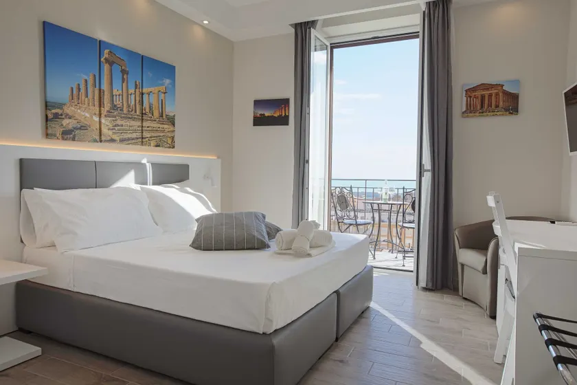 Esseneto Rooms - Image 1