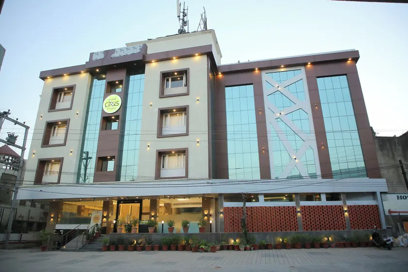 Hotel Citrus Prime - Image 1