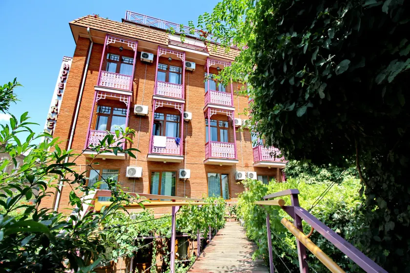 Irmeni Hotel - Image 1