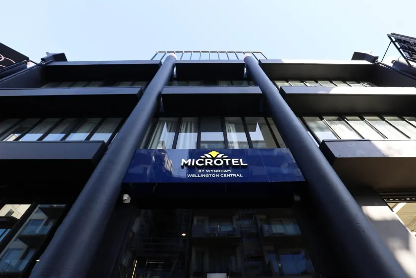 Microtel by Wyndham Wellington - Image 1