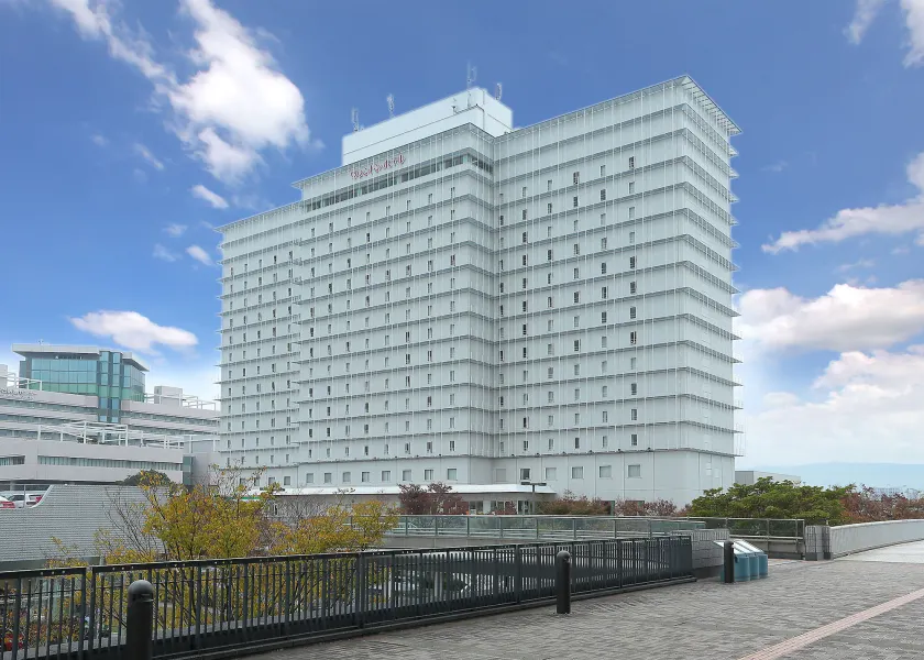Kansai Airport Washington Hotel - Image 1