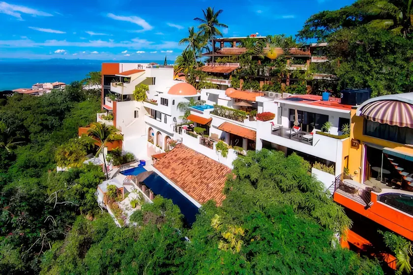 Casa Cupula LGBT Luxury Resort - Image 1