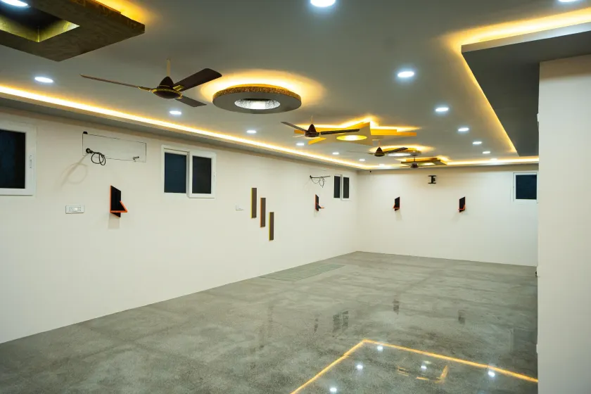 FabHotel Saravana Shelters Residency - Nr Tambaram Railway Station - Image 1
