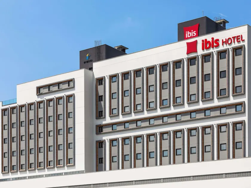 ibis Tubarão - Image 1