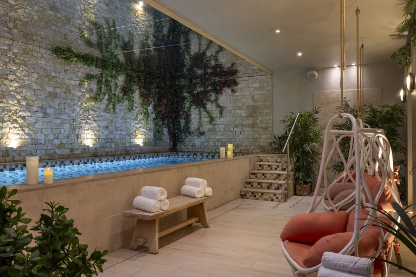 Royal Madeleine Hotel & Spa - Image 1