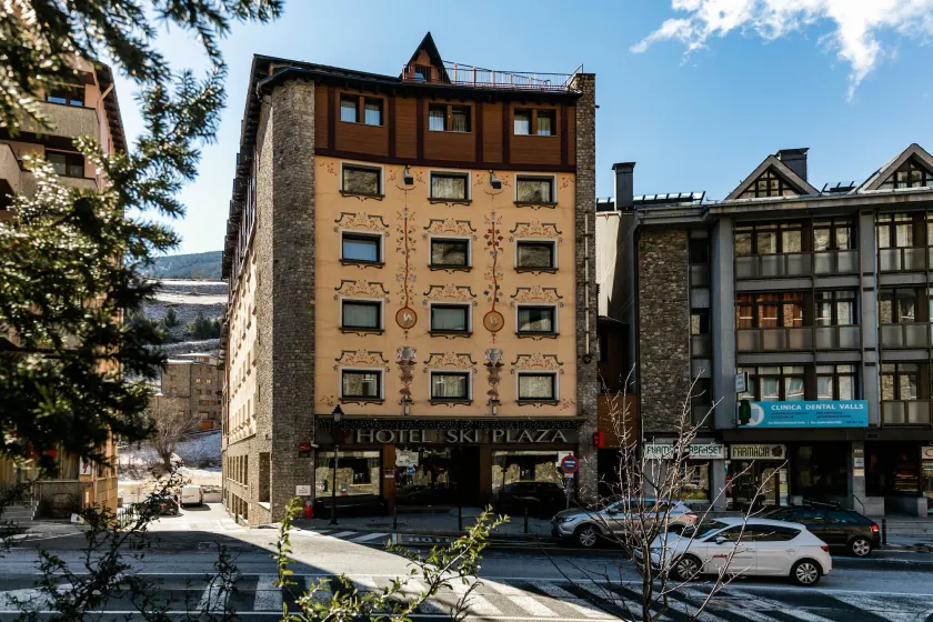 Ski Plaza Hotel & Wellness - Image 1