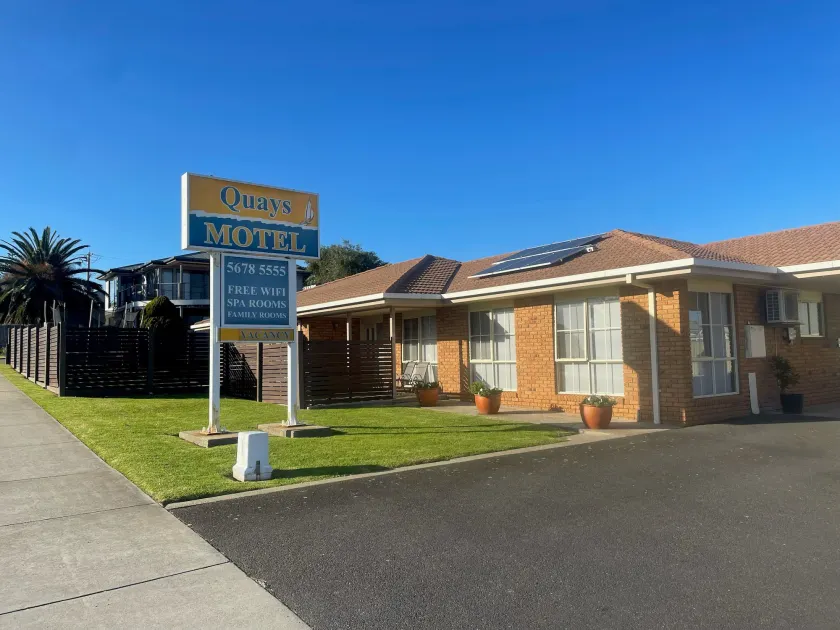 Quays Motel San Remo - Image 1