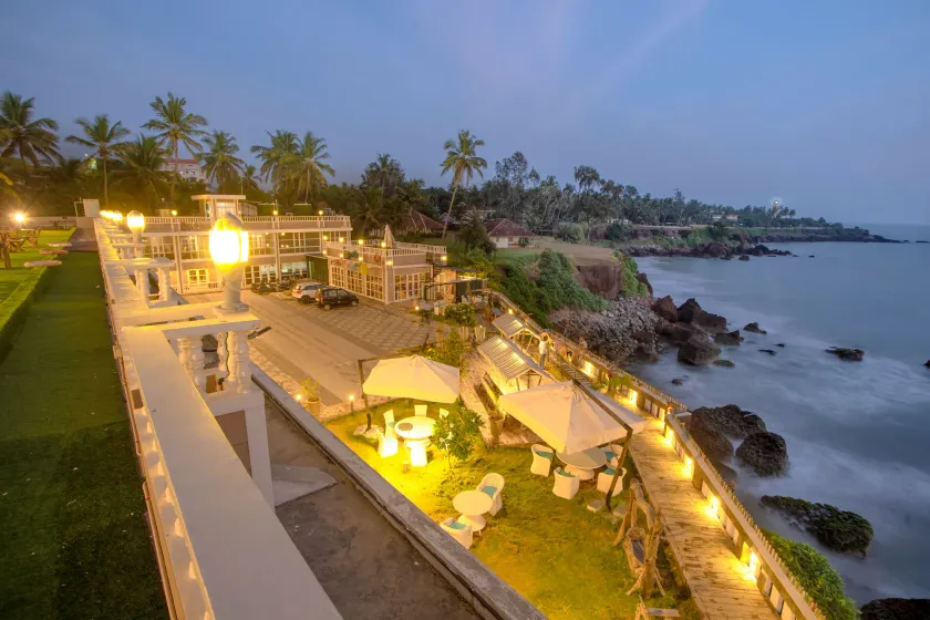State Beach Resort And Spa - Image 1