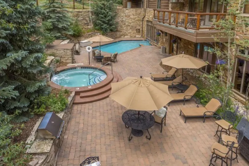 Premier 3 Bedroom Timbers Ski In, Ski Out Vacation Rental At The Timbers With The Best Access To Skiing In Keystone - Image 1