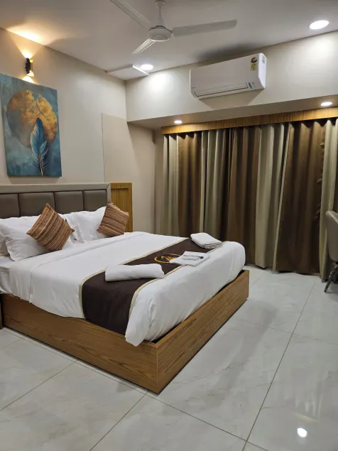 Galaxy Stays BKC - Image 1