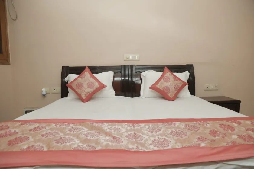 Bed and Breakfast Cum Home Stay - Image 1