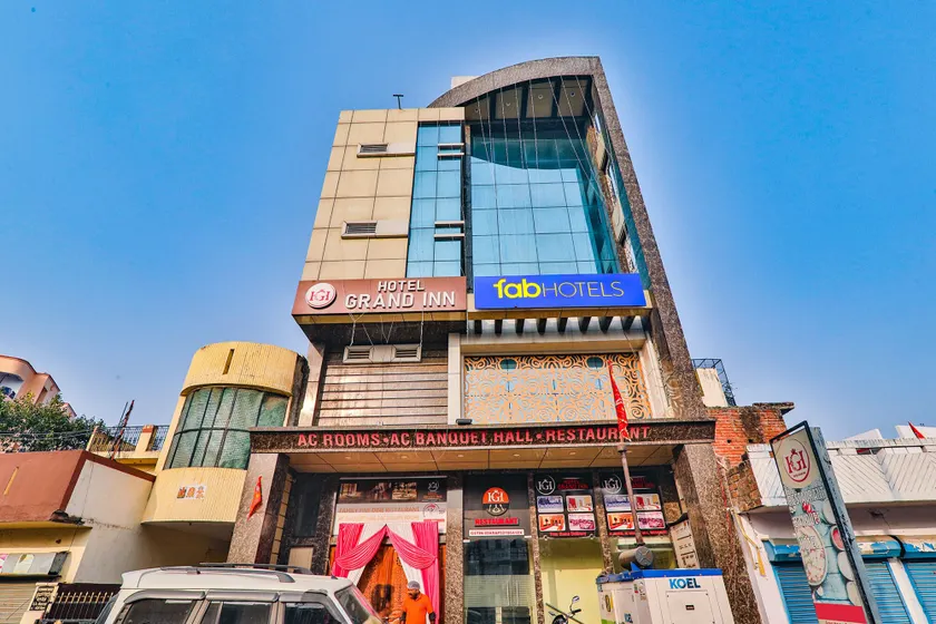 Via Grand Inn - Image 1