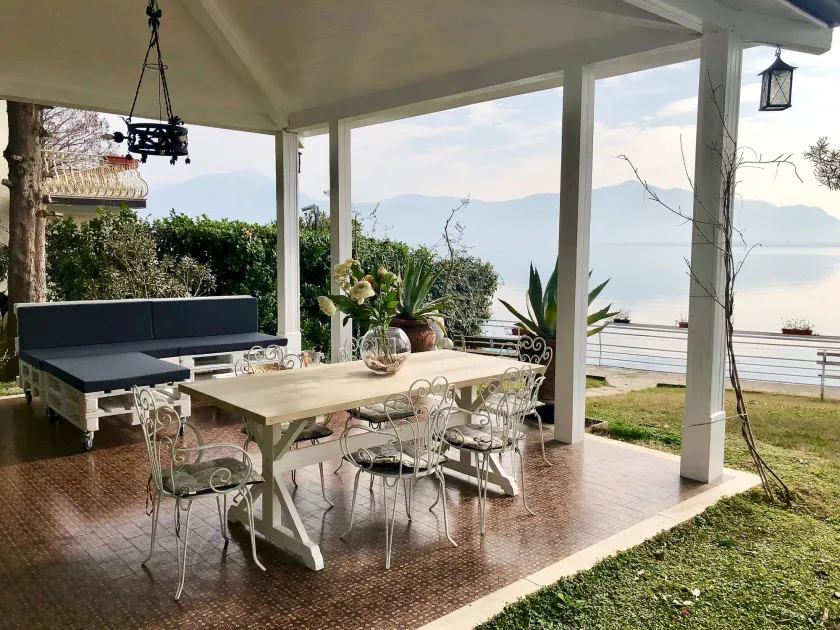 Villa Anastasye Your Lakefront Vacation Rental - Image 1