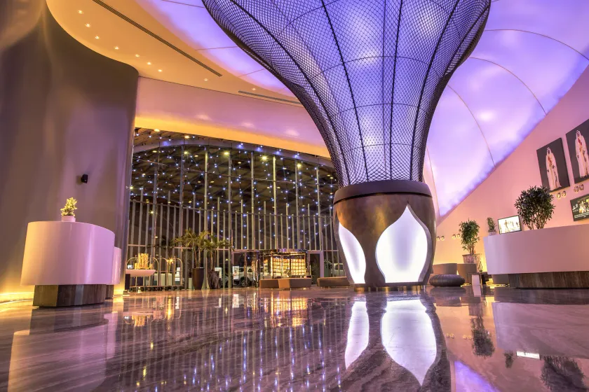 The Art Hotel & Resort - Interior entrance