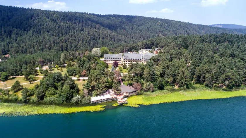 Buyuk Abant Hotel - Image 1