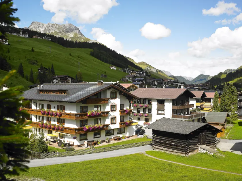 Hotel Garni Lavendel - Image 1
