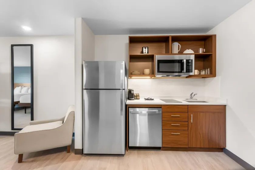 Everhome Suites Cheyenne - Image 1