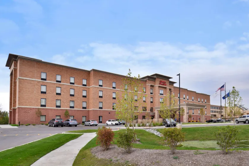 Hampton Inn & Suites Ann Arbor West - Image 1